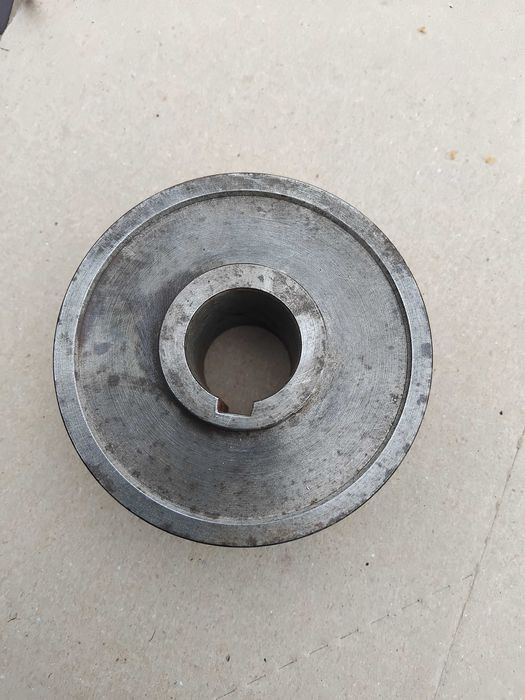 шкив двухручейный (диаметр115мм, посадка на вал 28мм),новый