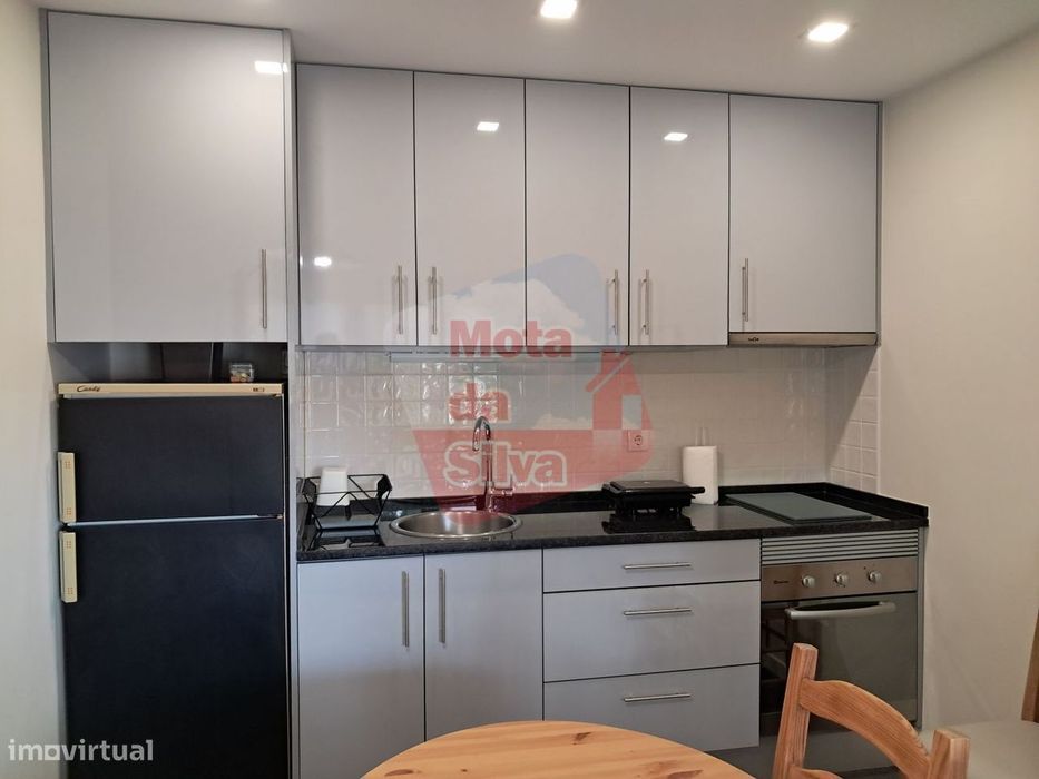 Excelente Apartamento T2 Mobilado e Equipado