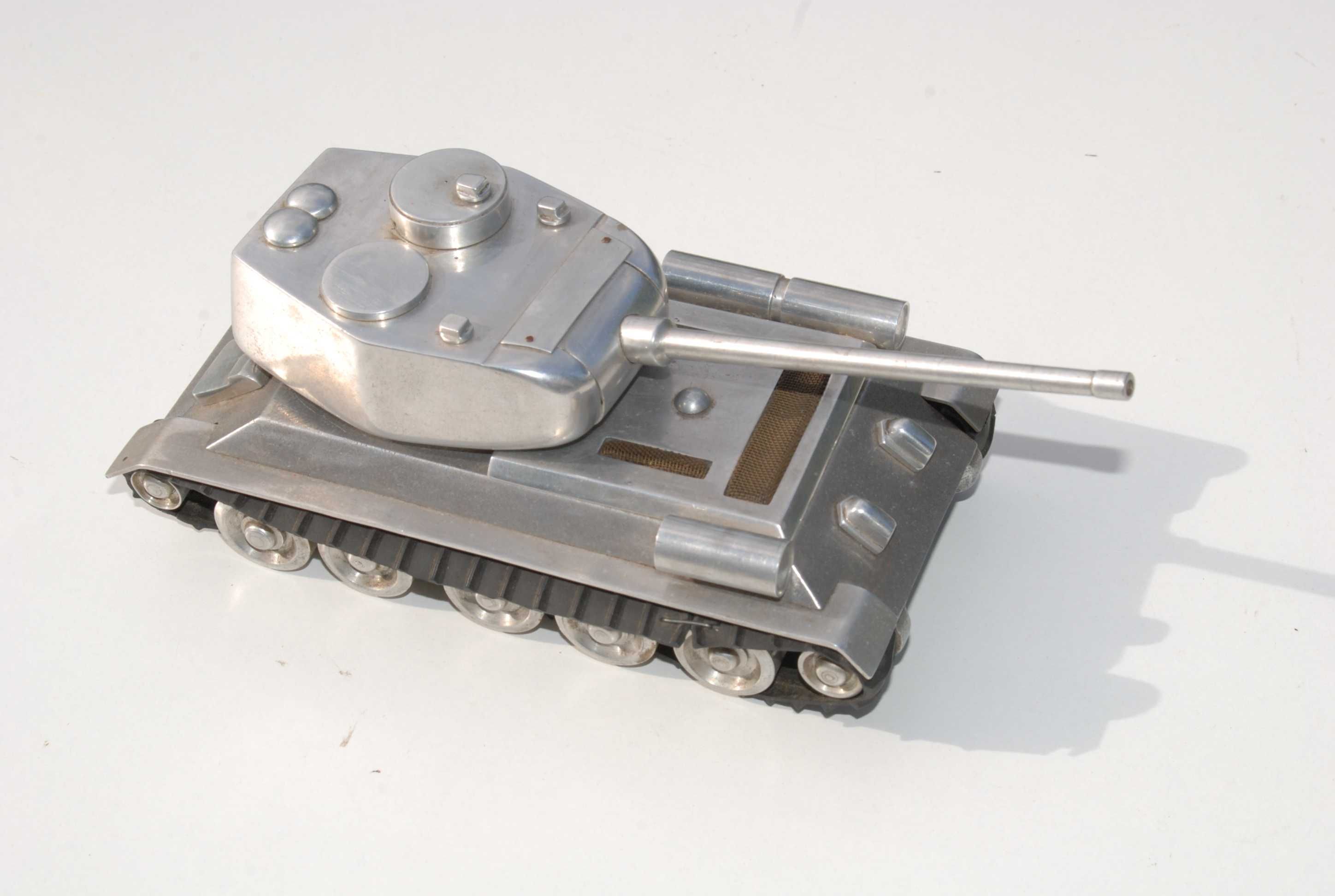 Stary aluminiowy czołg model antyk zabytek kolekcjonerski