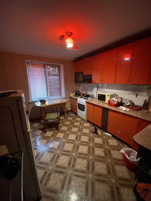 Продаж двох кімнатної квартири