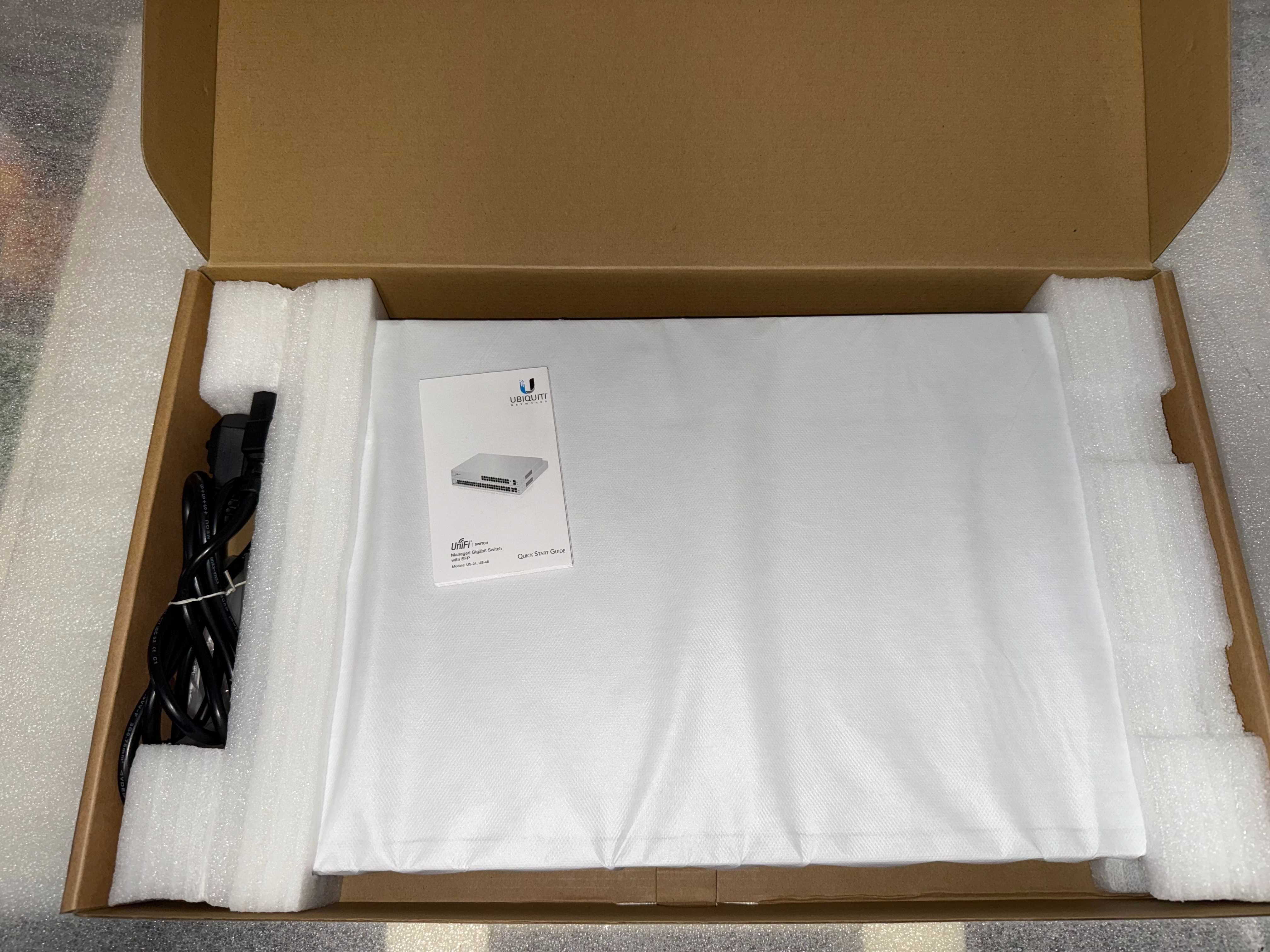 Ubiquiti US-48 - Switch 48 Portas sem POE.