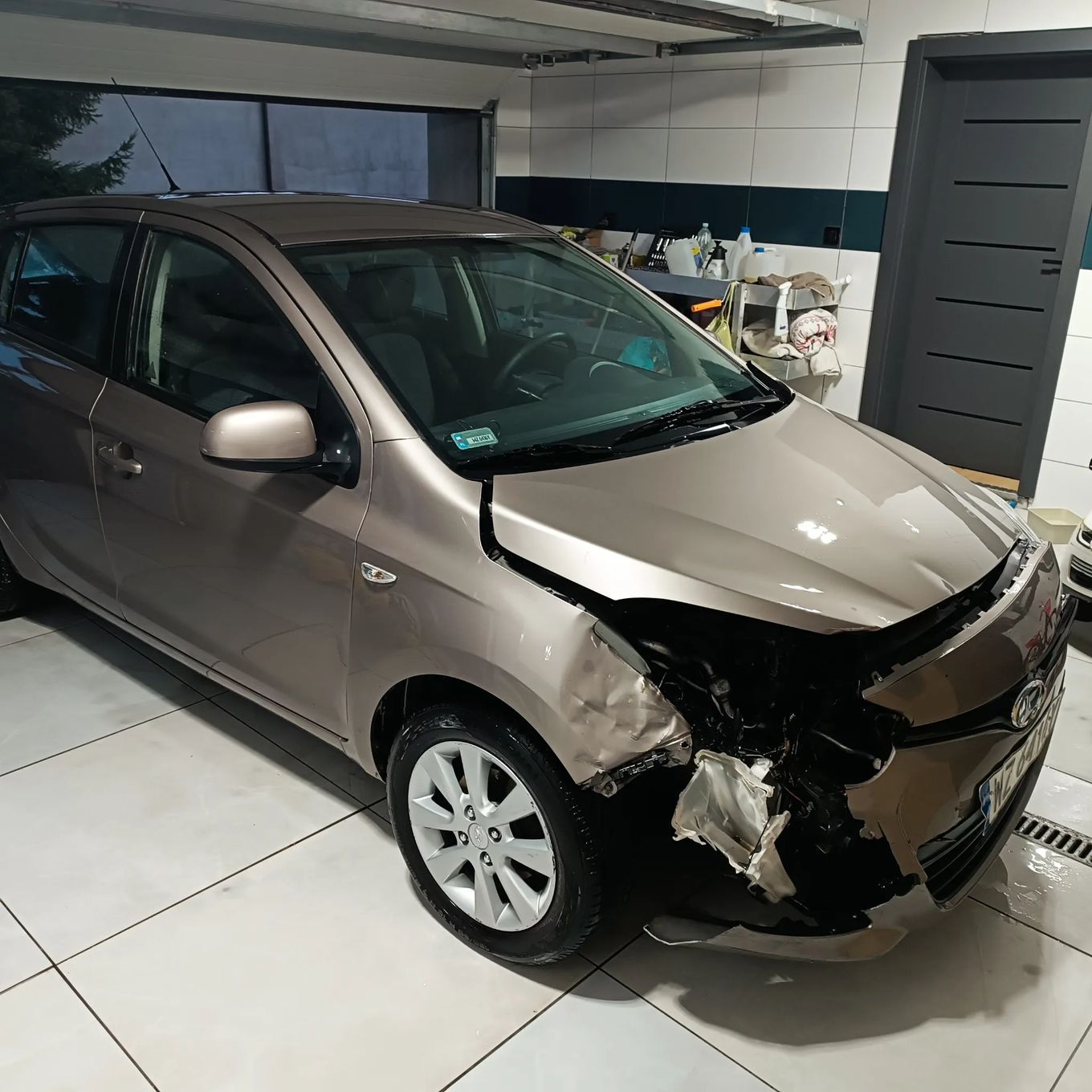 Hyundai i20 automat lift 2013 LPG klima alu uszkodzony zarejestrowany