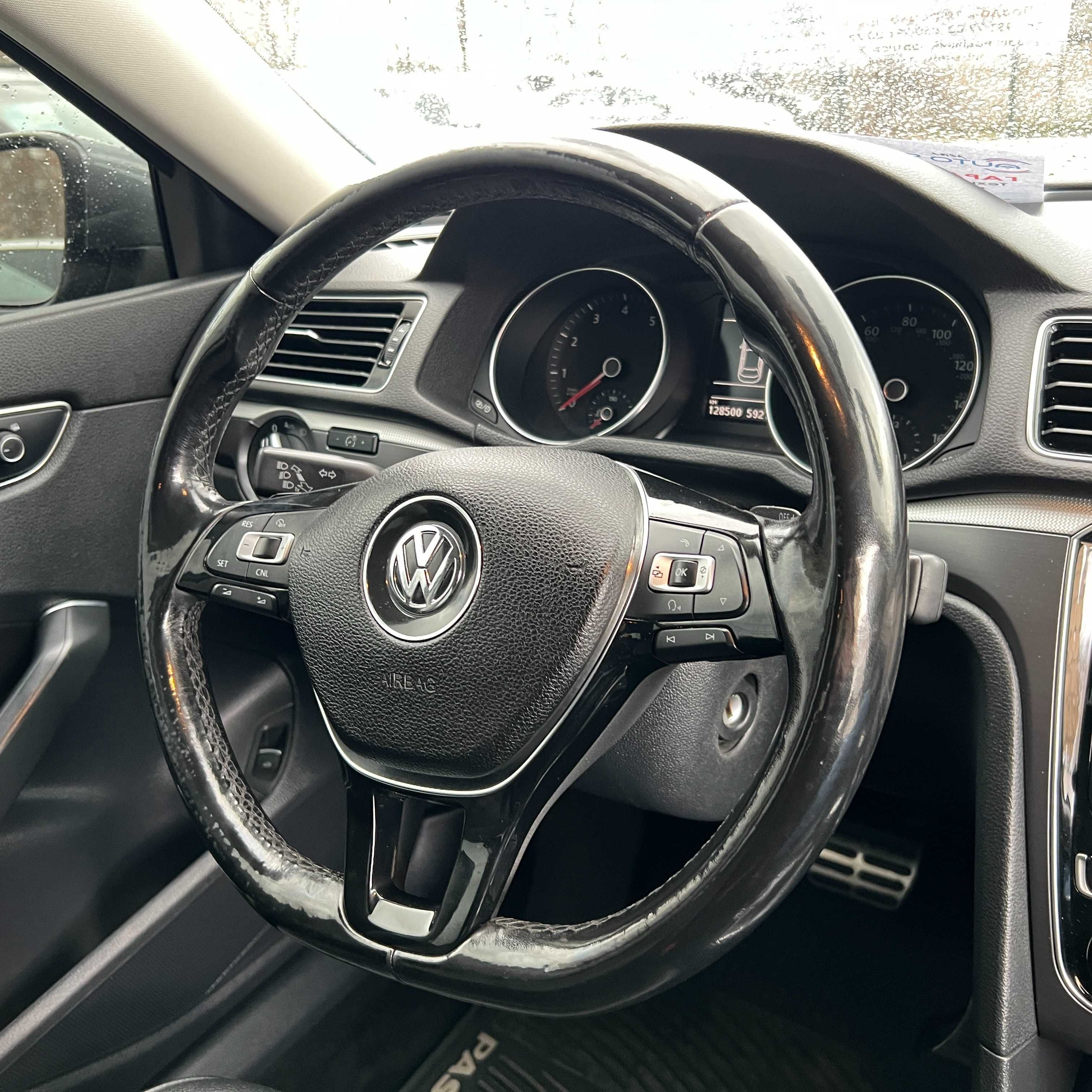 Продам Volkswagen Passat R-Line рік можлива розстрочка,кредит!