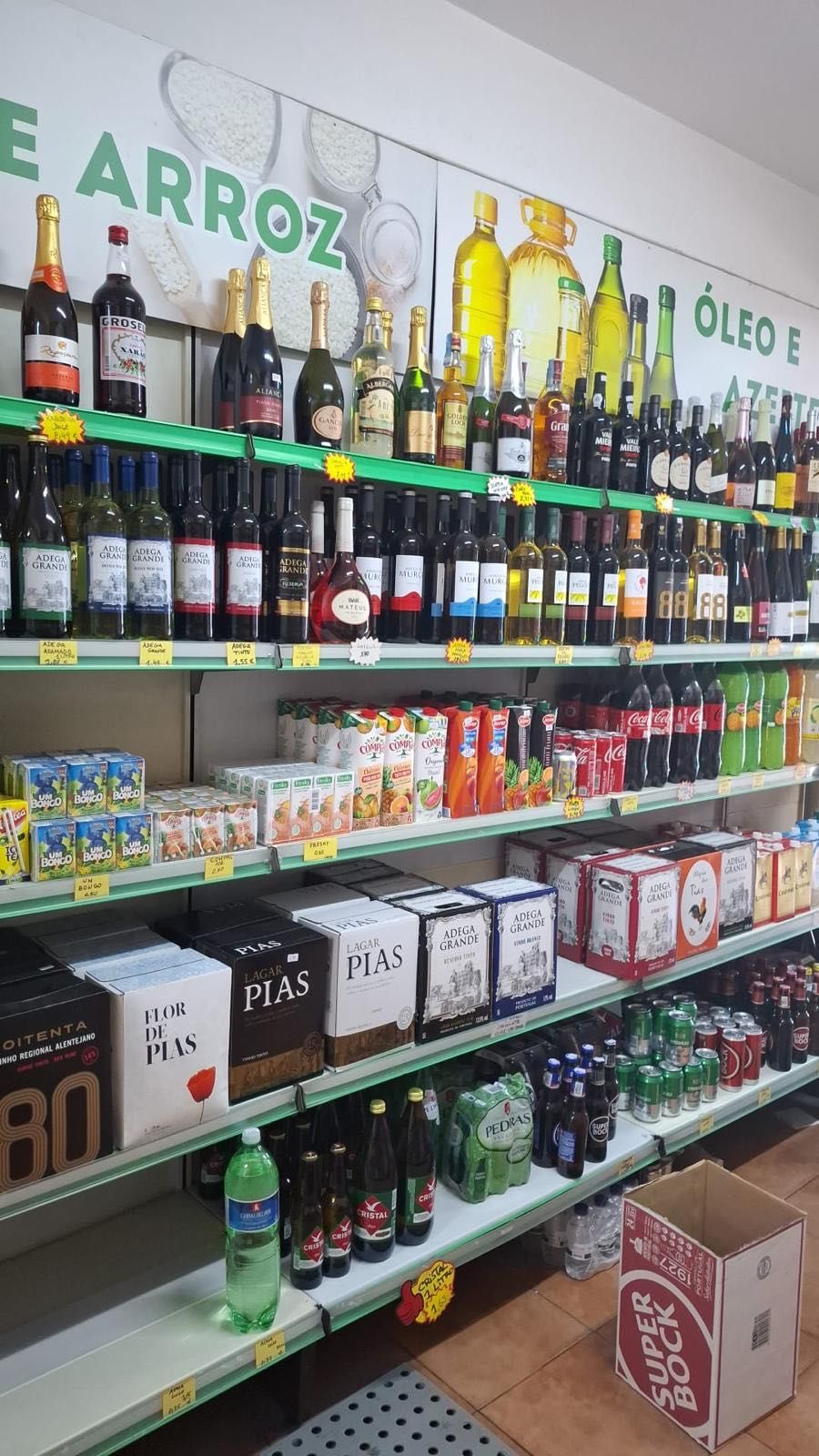 Trespasse de Mercadinho Totalmente Equipado em Funcionamento !!