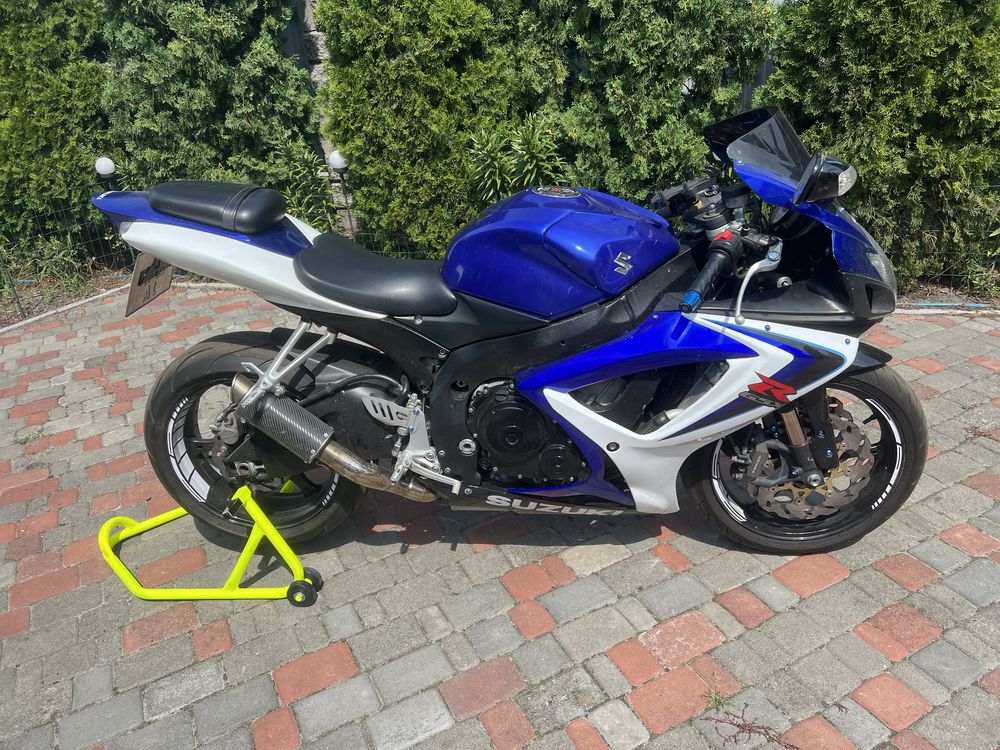 Продам Suzuki gsxr 750