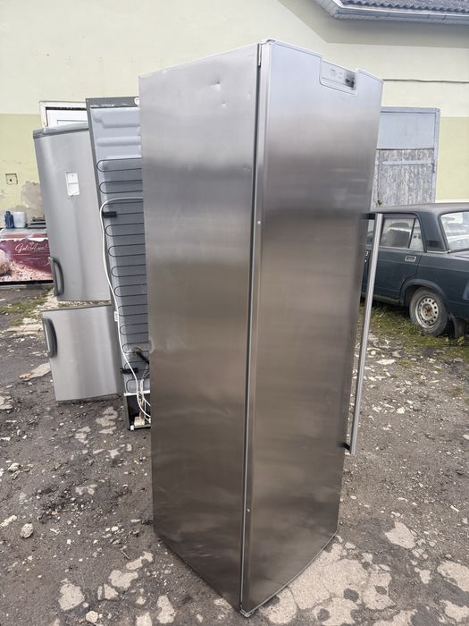 Морозильна камера новфрост Siemens GS32NA96