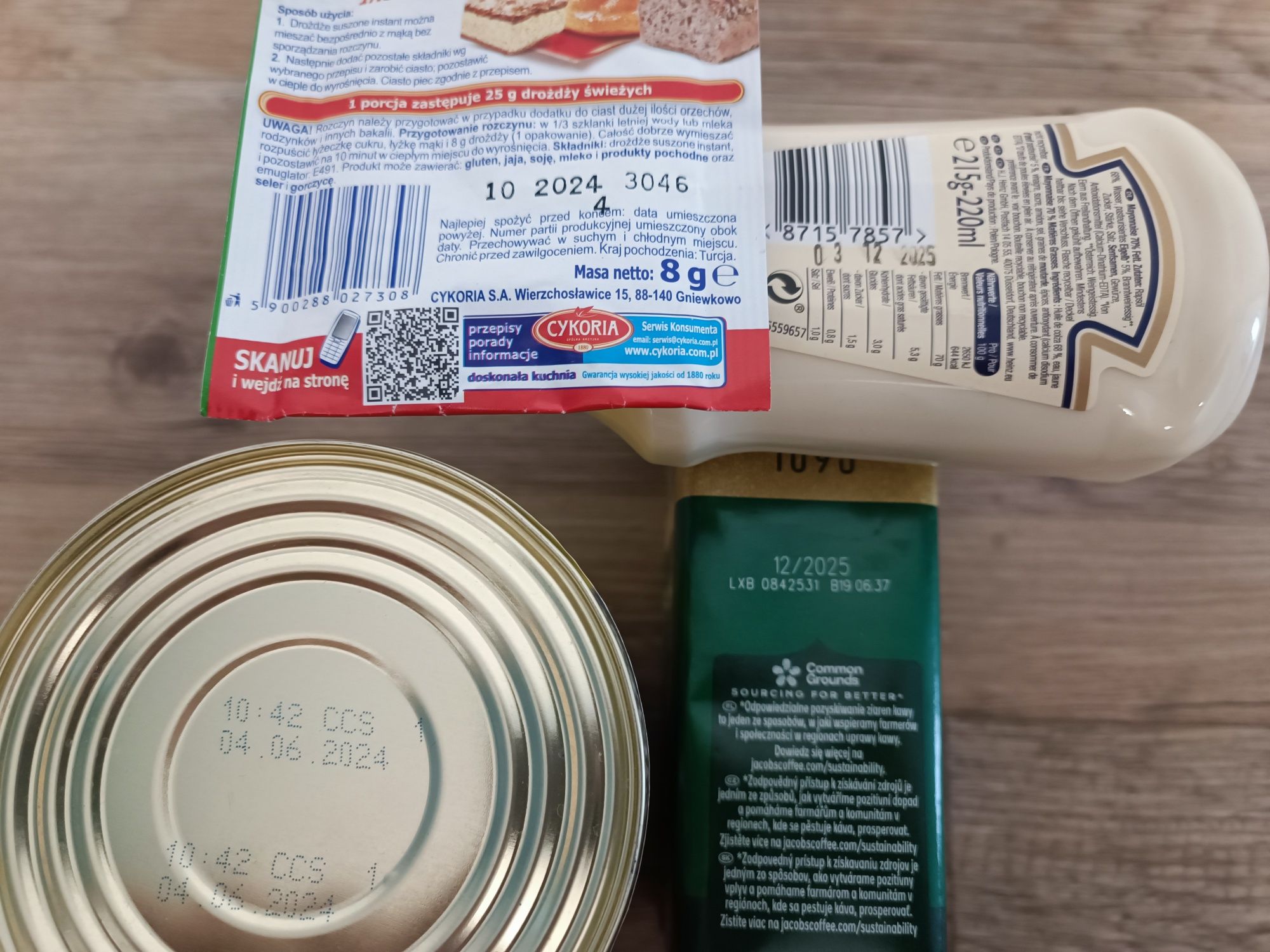 Zestaw spożywczy lipton kawa jacobs papita