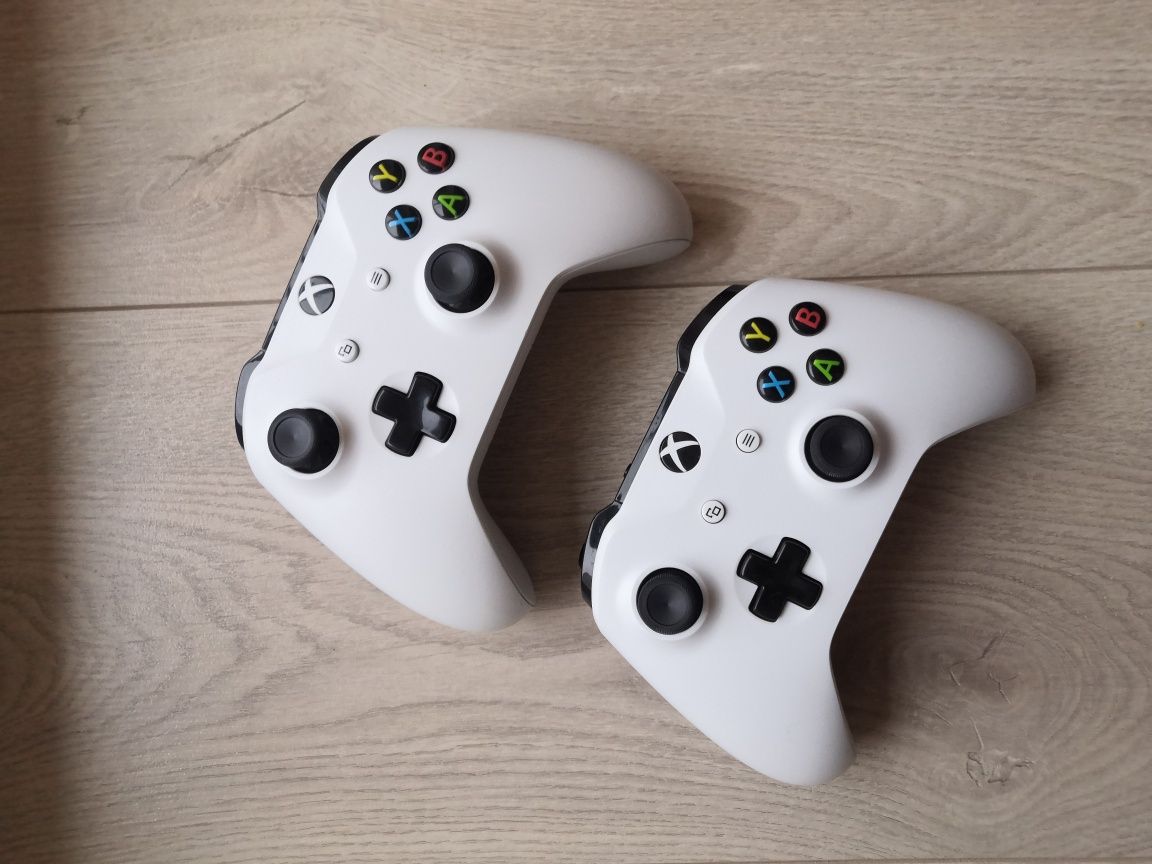 Pad Pady Xbox one/series Controller Oryginał