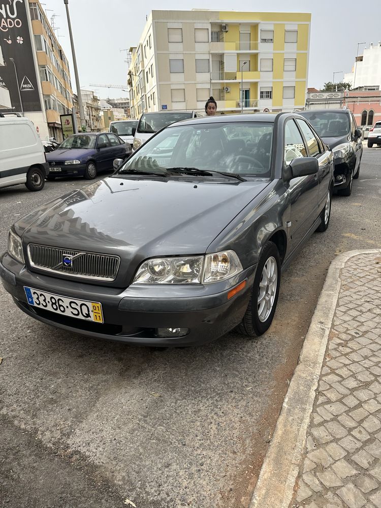 Volvo s40 ano 2001 motor 1600 gasolina / peças ou arranjar