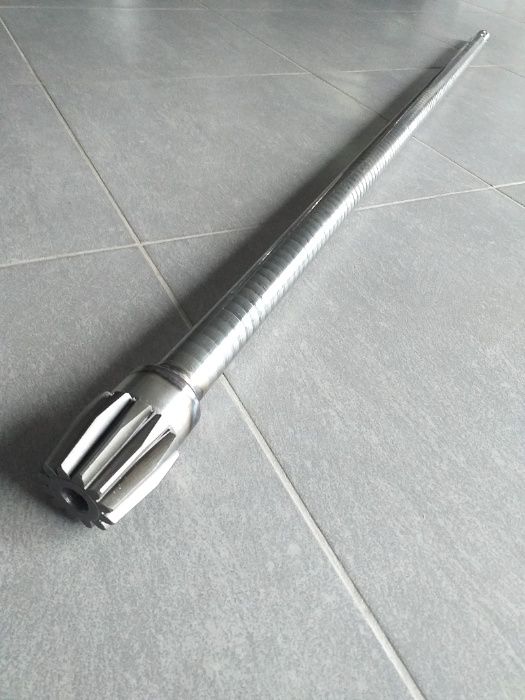 Wałek atakujący zgrabiarki Deutz Vicon Kverneland Claas tryb koło zęba