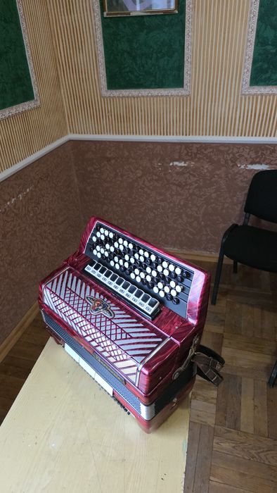 Продам Баян Barcarole