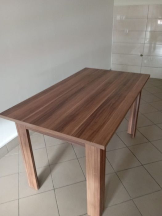 Sprzedam stół mało używany