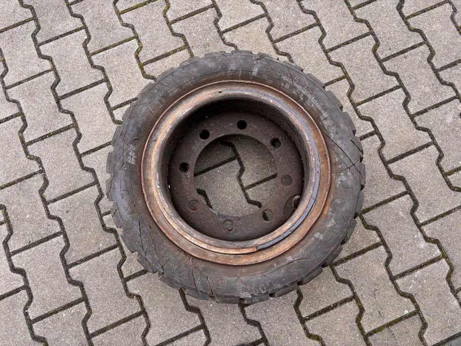 Koło 28x9x15 wózek widłowy DV1792 bułgar