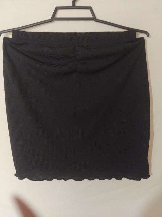 Спідничка в ідеальному стані .Бренд PRETTYLITTLETHING