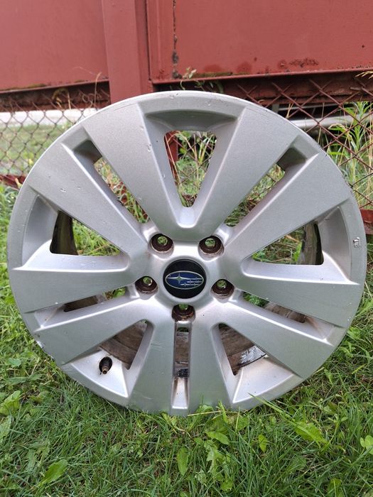 Продам легкосплавный диск Subaru