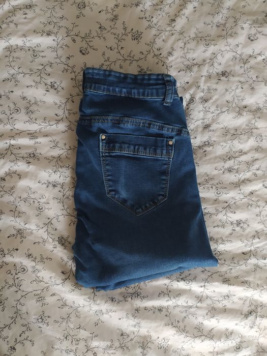 długie, niebieskie, skinny jeansy (2)