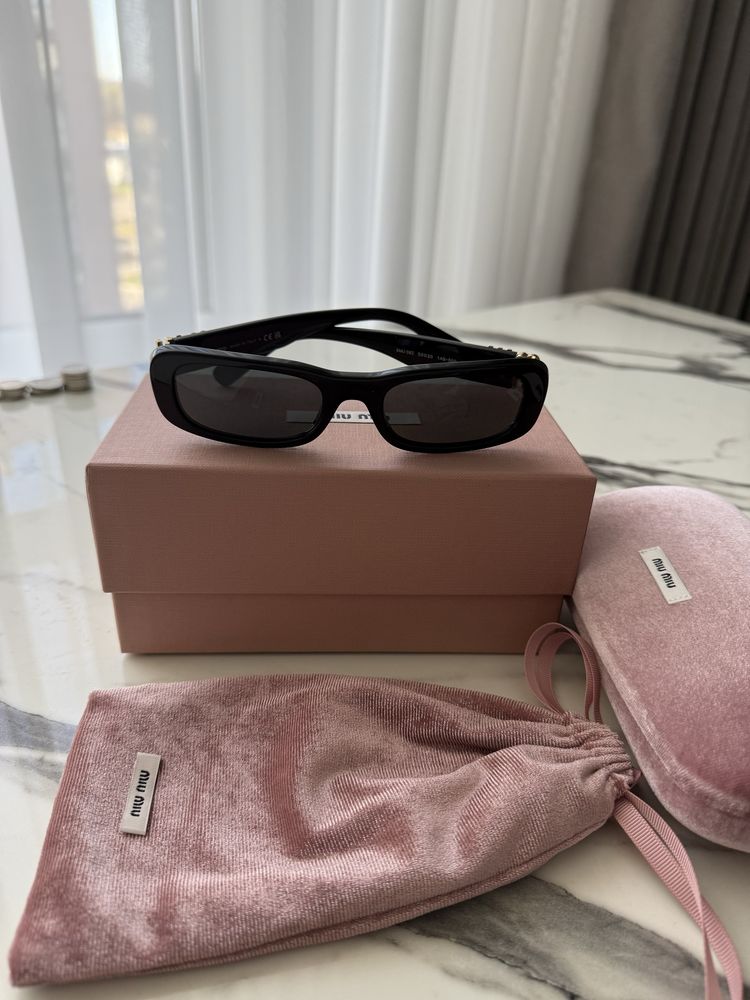 Очки Miu Miu оригинал коллекция 2025