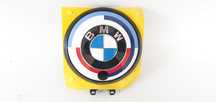 Znaczek logo emblemat BMW M4 CSL tył pod kamerę OE Nowy