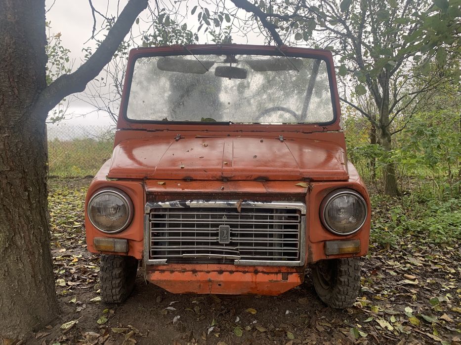 Автомобіль ЛуАЗ.
