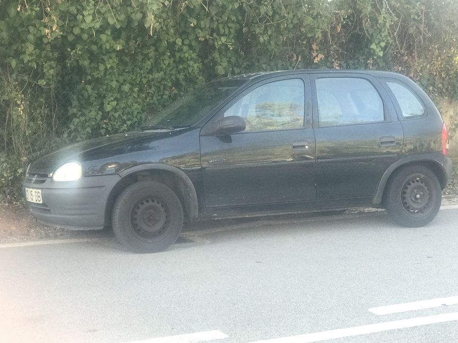 Carro com problema nos travoes(reservado)