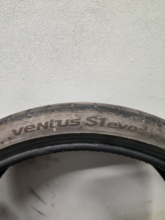 Pneus Hankook 215/35/19
