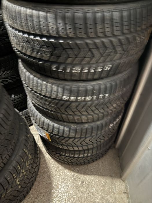 275/35 r21 Pirelli