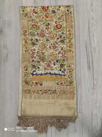 Serwetka vintage dywanowa obrusowa z haftem