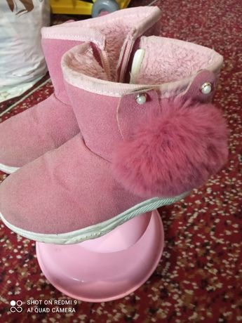 Зима взуття для дівчинки