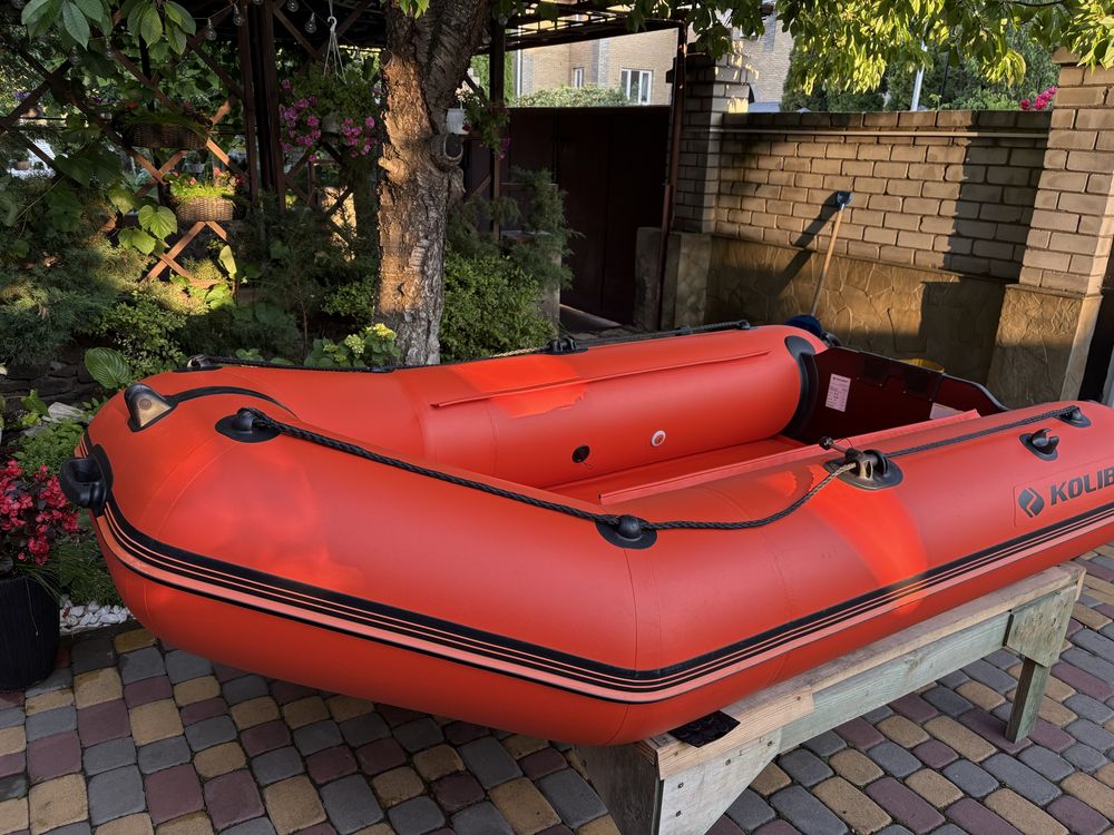 Лодка Kalibri KM-280