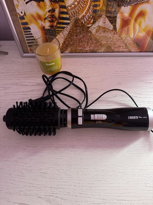 Фен щітка Liberty