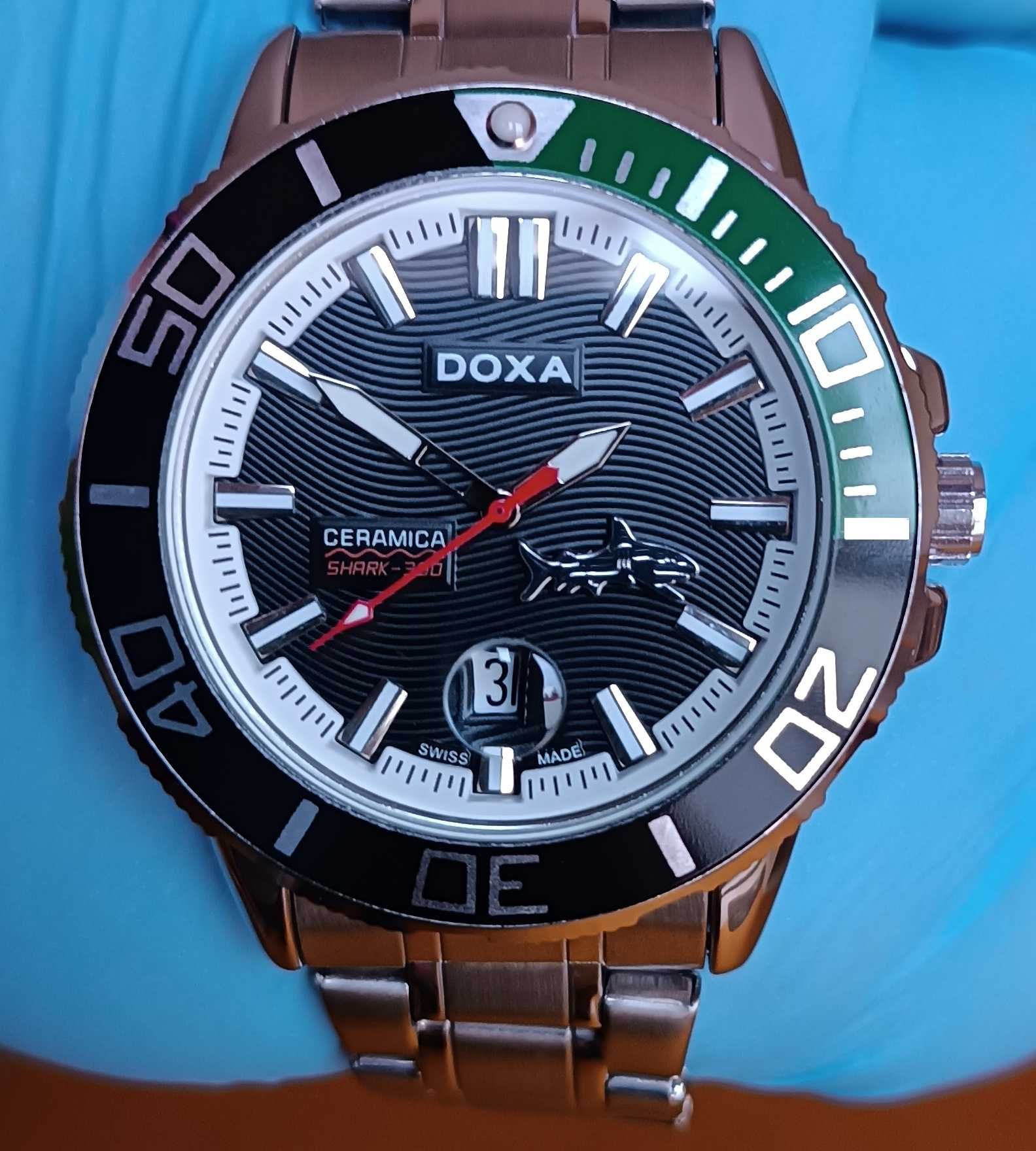 DOXA Shark-300 Ceramica D200SGN, Swiss Made.