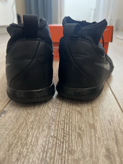 Сороконіжки nike 35.5