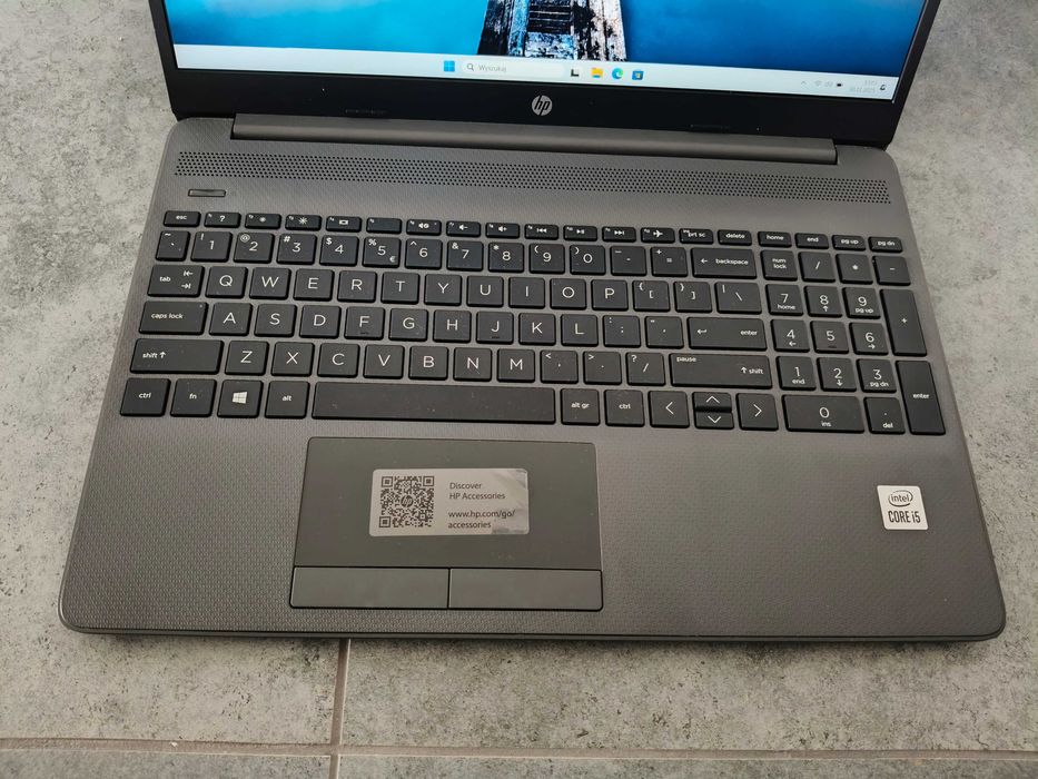 Hp 250 G8 i5-1035G1 16GB 256GB 15,6" FHD