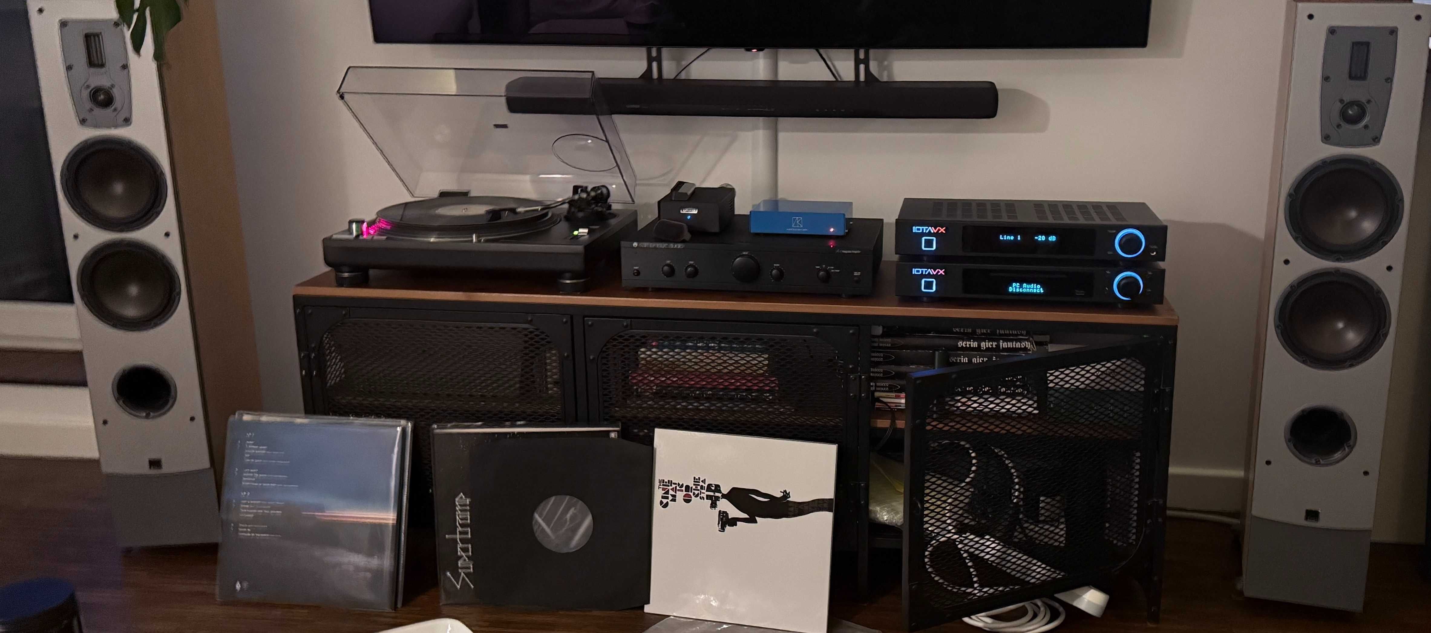 Zestaw wzmacniacz stereo IotaVX Sa3 i Streamer z CD IotaVX Np3