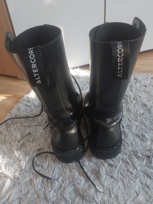 Skórzane glany Altercore, rozmiar 39