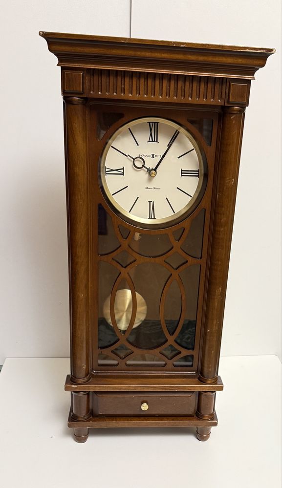 Stary zegar kwarcowy Lorna Mantel Clock Howard Miller