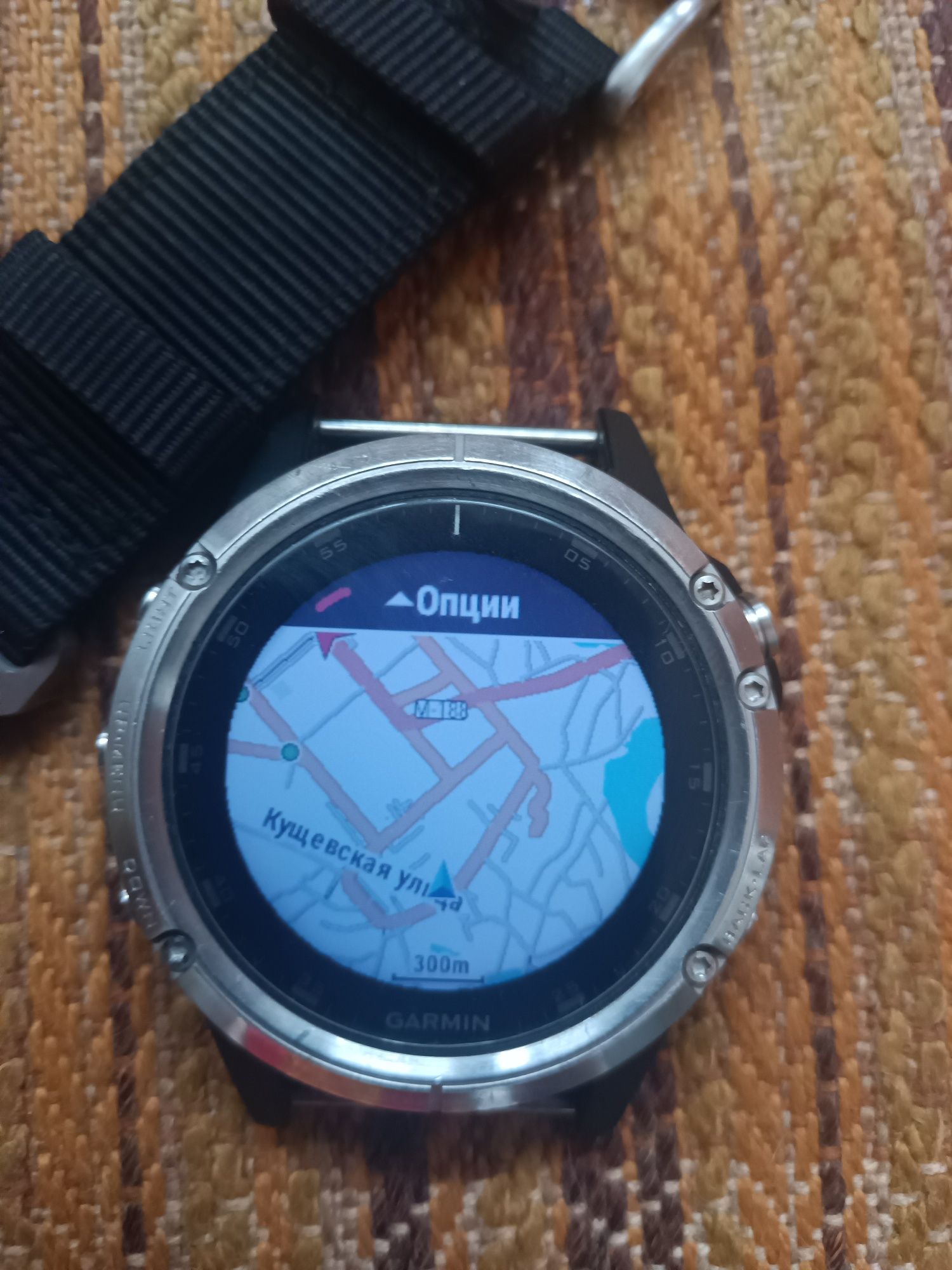 Спортивний годинник Garmin fenix 5+