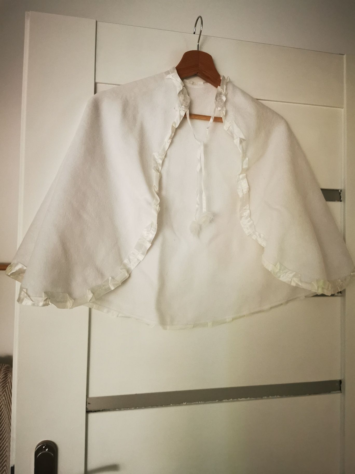 Alba sukienka komunijna ponczo narzutka torebka