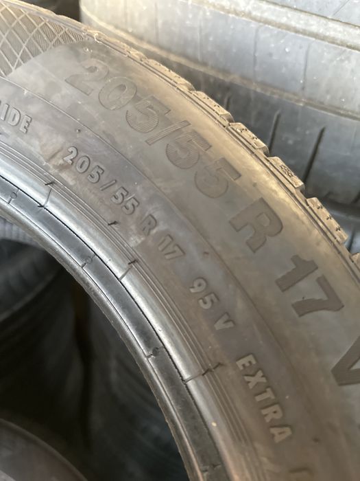 Шини резина 205/55/17 r17 Continental комплект зимні