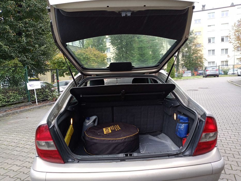 Citroen C 5 z gazem i ważnymi opłatami na 6 miesięcy