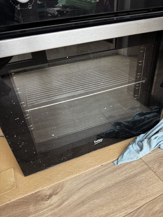 Духовка, беко. Beko