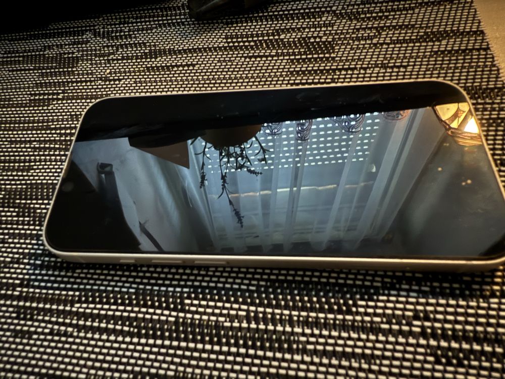Iphone 13 sprawny