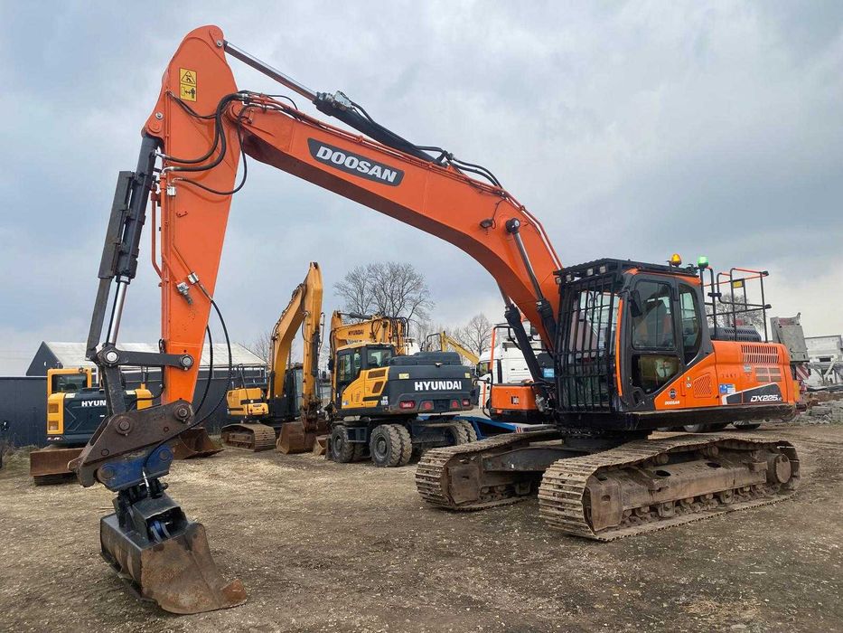 Wynajem koparki 25 ton 30 ton 40 ton 50 ton