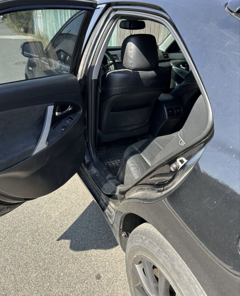 Продам Toyota camry