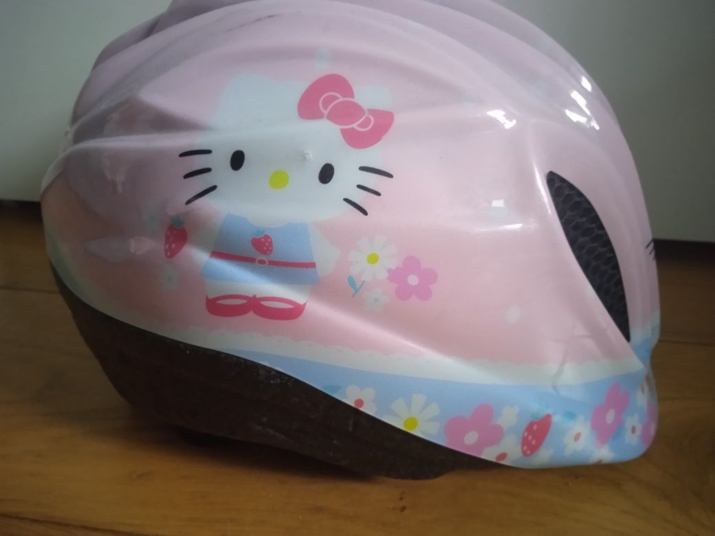 Sprzedam kask rowerowy Hello Kitty dla dziewczynki 3-7 lat