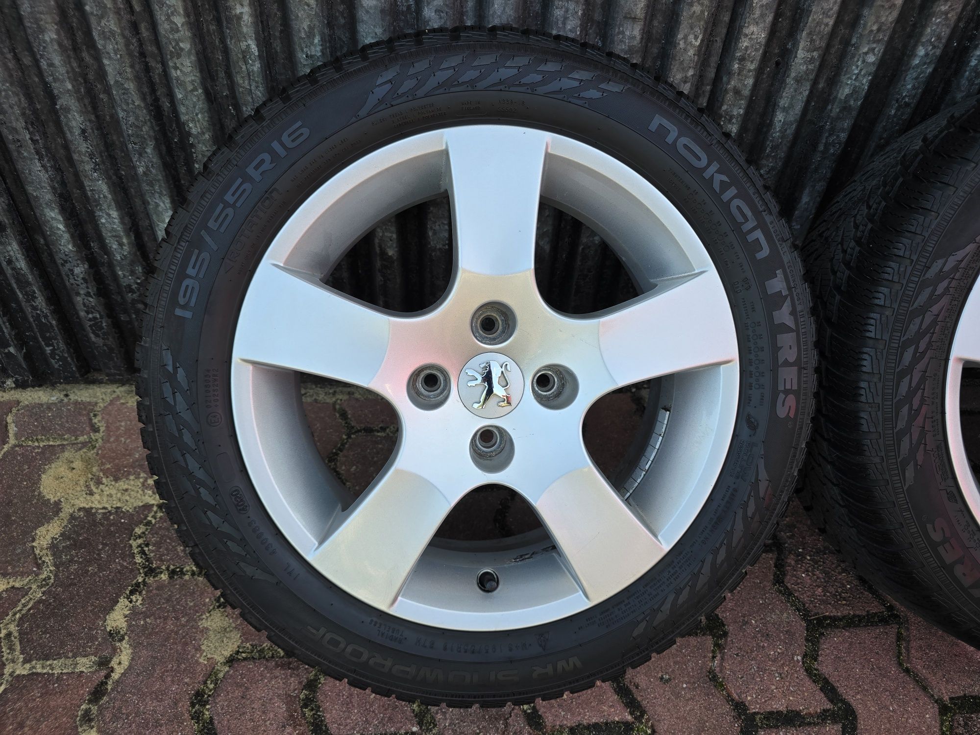 Felgi z oponami 195/55R16 Peugeot 208 4x108 207 Partner 307 308 C3 16"