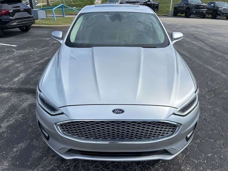 Ford Fusion      2019
