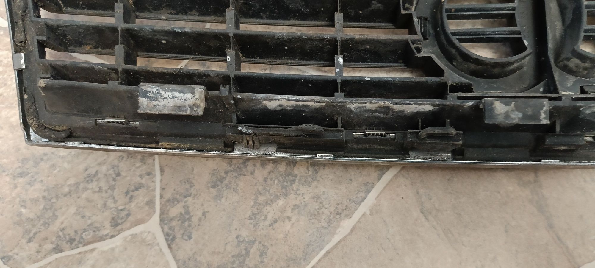 Grill atrapa audi A4 B6