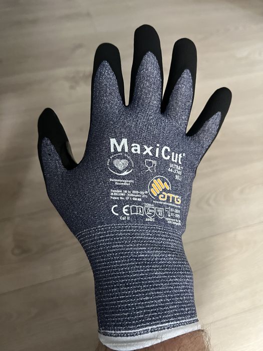 Перчатки  Maxi Cut