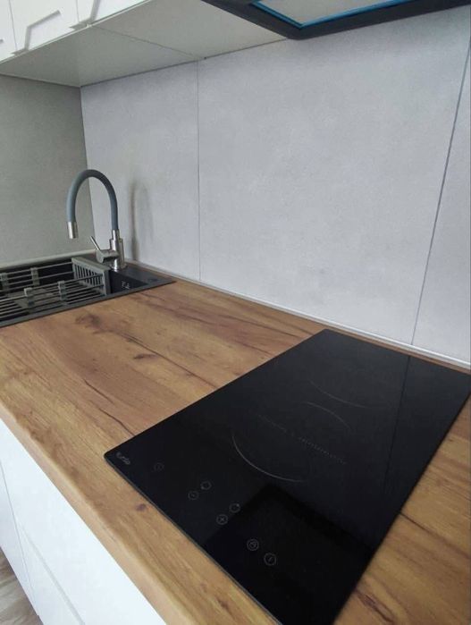 Продаж 1-кім.квартири з сучасним ремонтом !